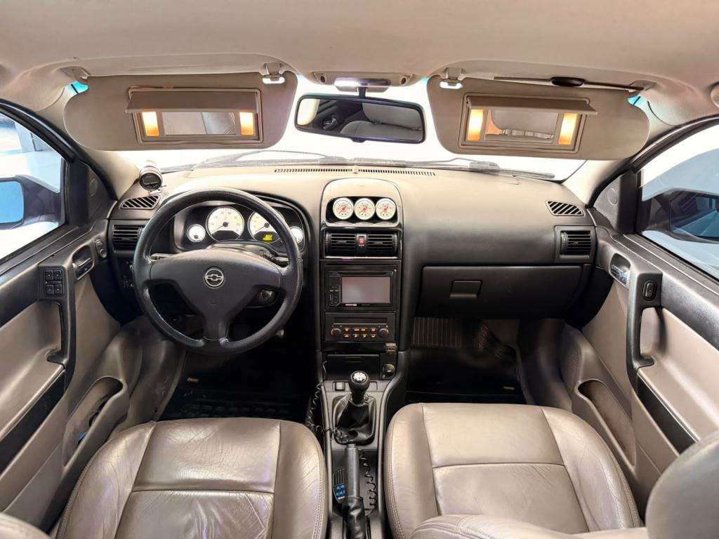 CHEVROLET Astra Hatch - Foto