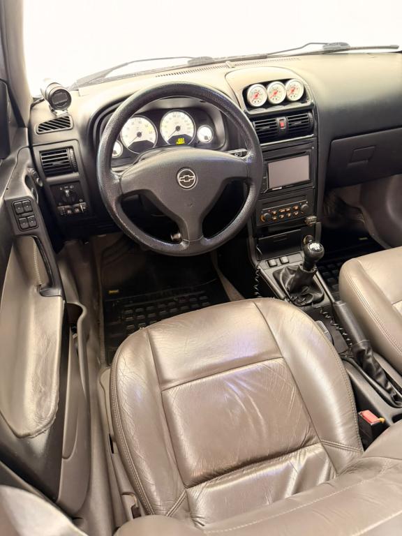 CHEVROLET Astra Hatch - Foto