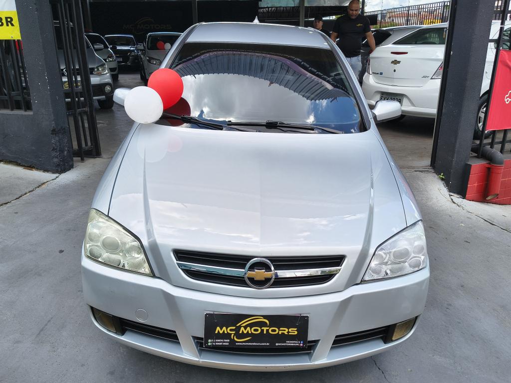CHEVROLET Astra Hatch - Foto