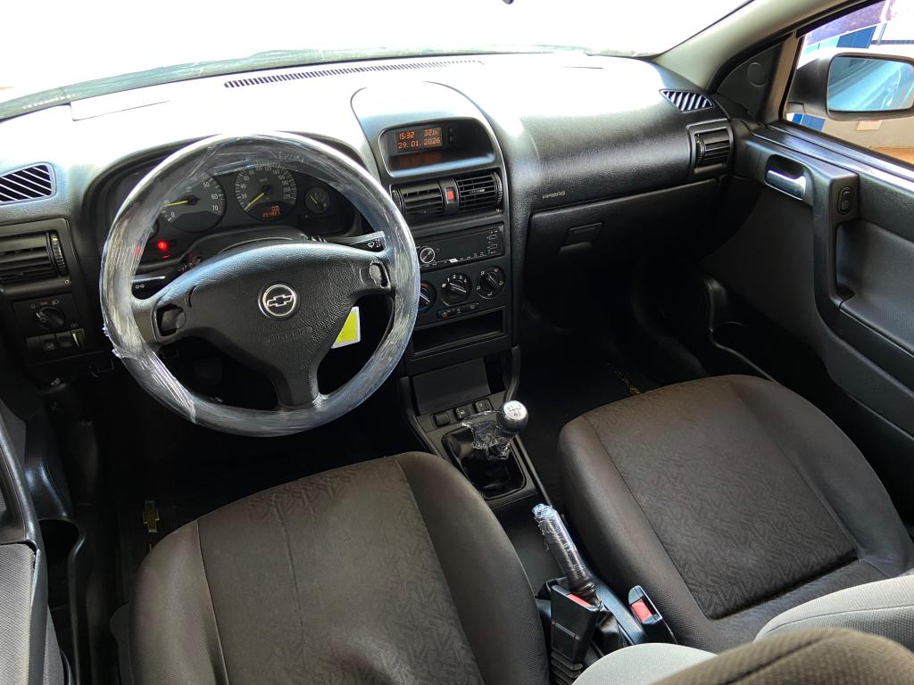 CHEVROLET Astra Sedan - Foto