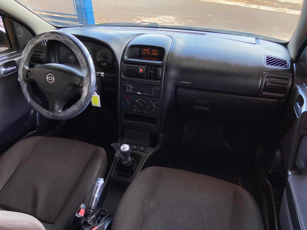 CHEVROLET Astra Sedan - Foto