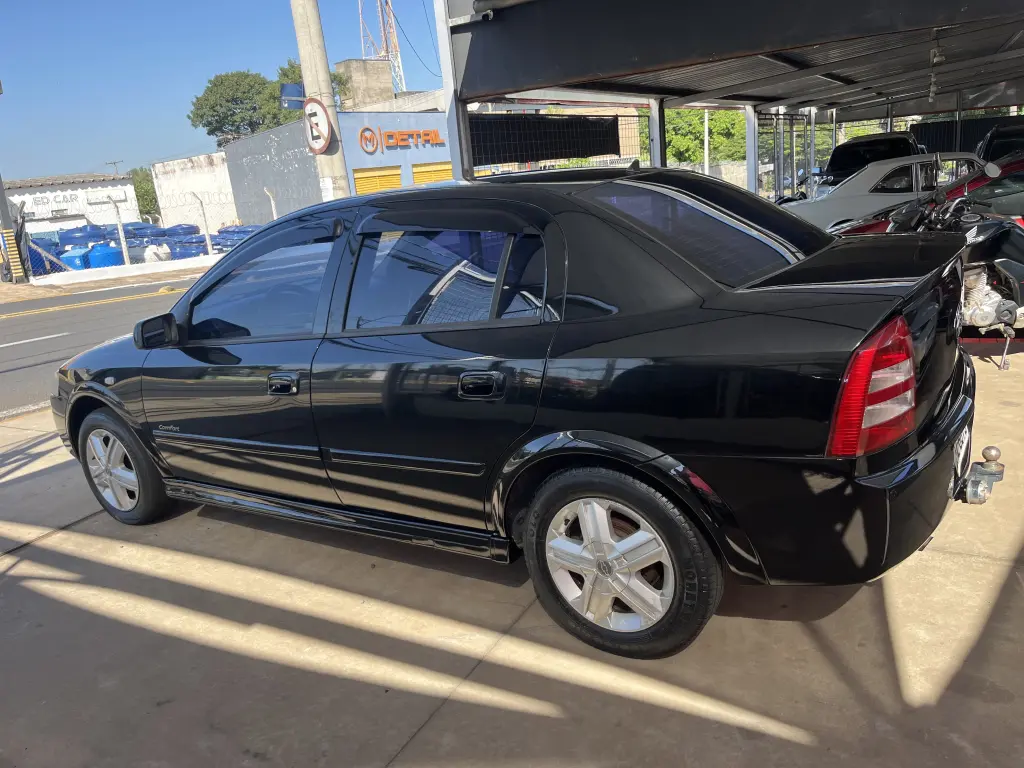 CHEVROLET Astra Sedan