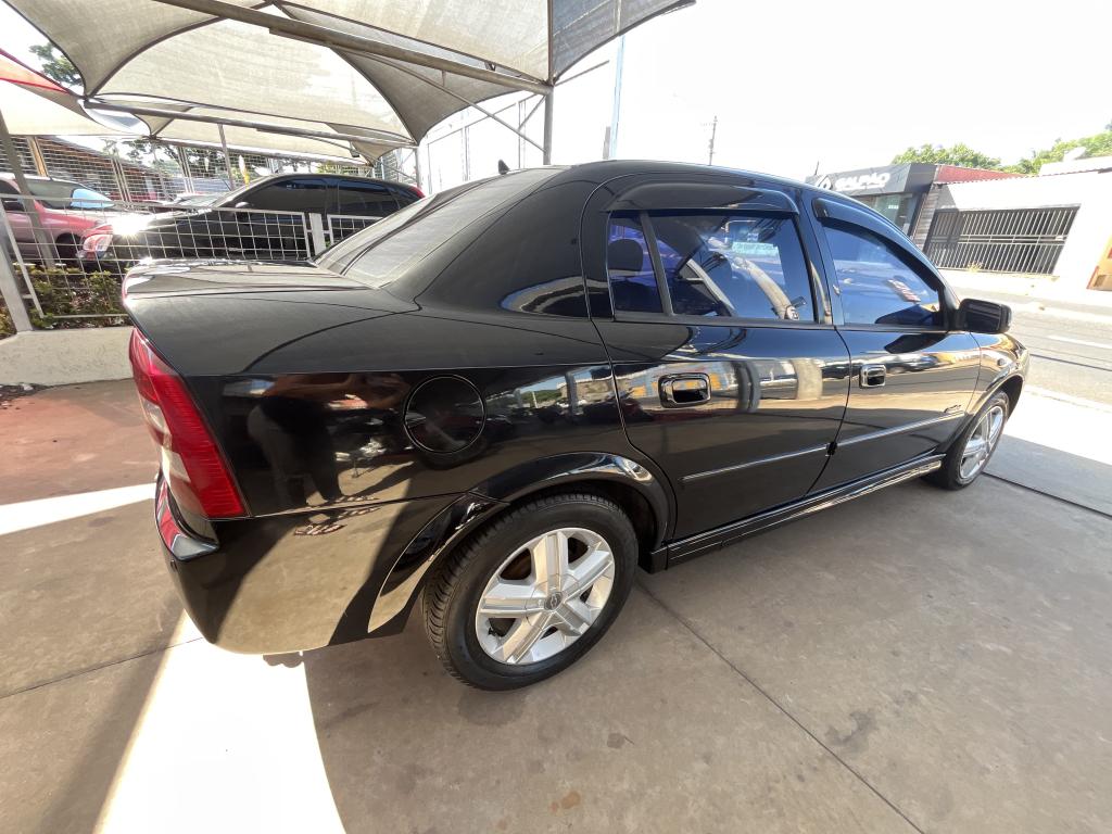 CHEVROLET Astra Sedan - Foto