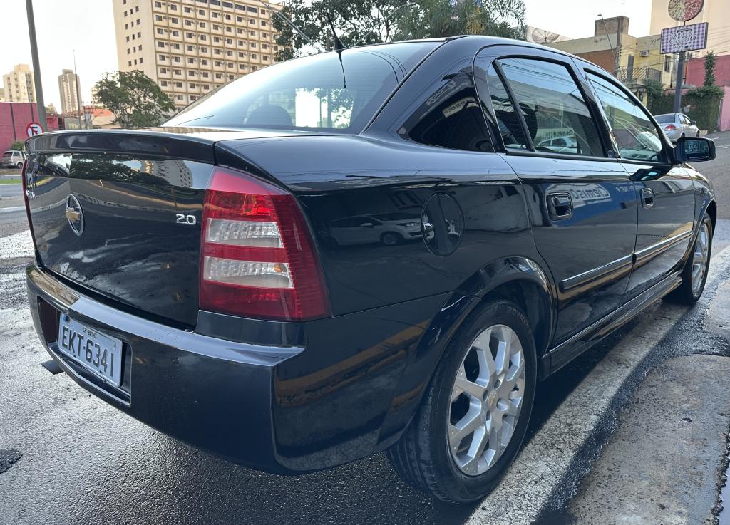 CHEVROLET Astra Sedan - Foto