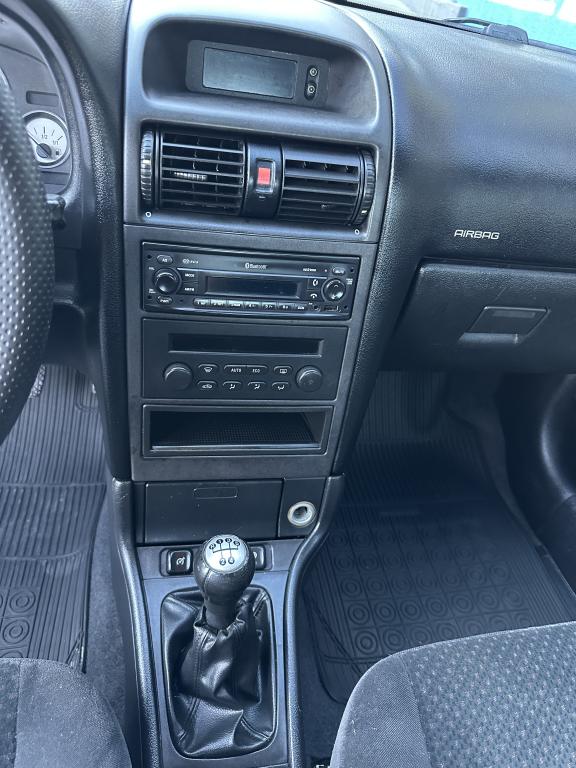 CHEVROLET Astra Sedan - Foto