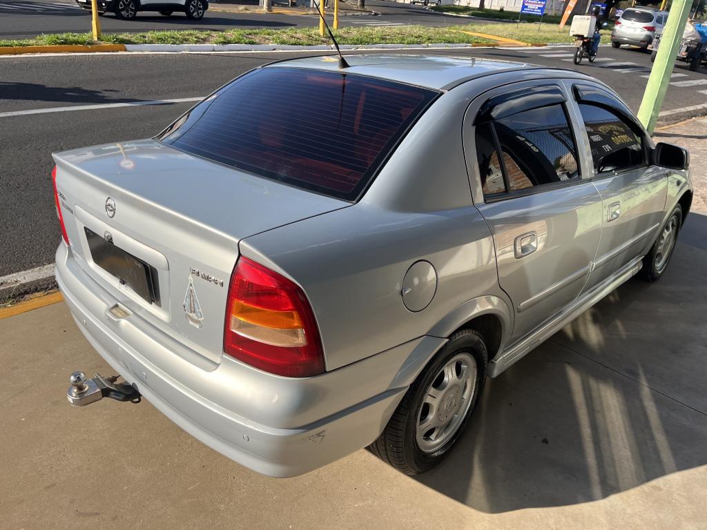 CHEVROLET Astra Sedan - Foto