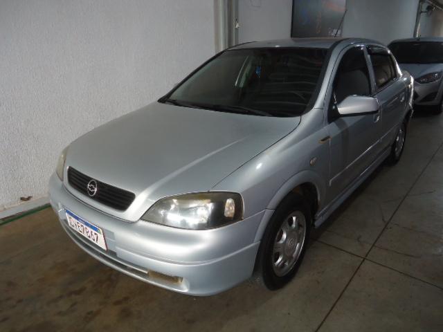 CHEVROLET Astra Sedan - Foto