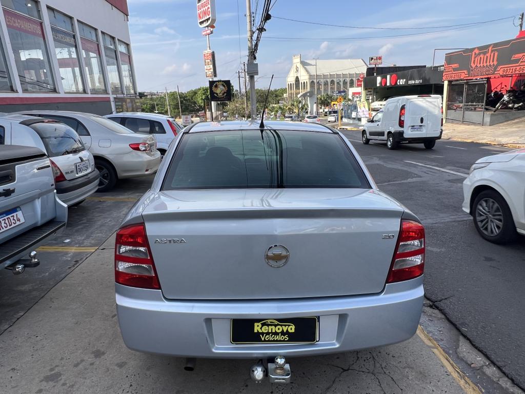 CHEVROLET Astra Sedan - Foto