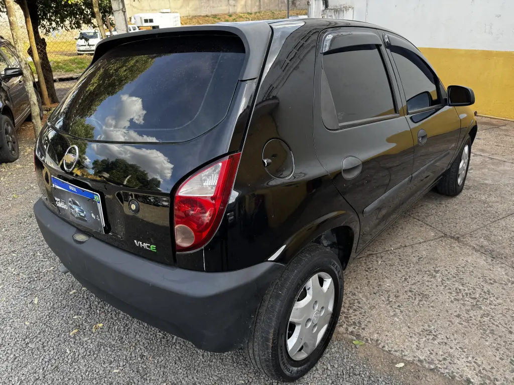 CHEVROLET Celta - Foto