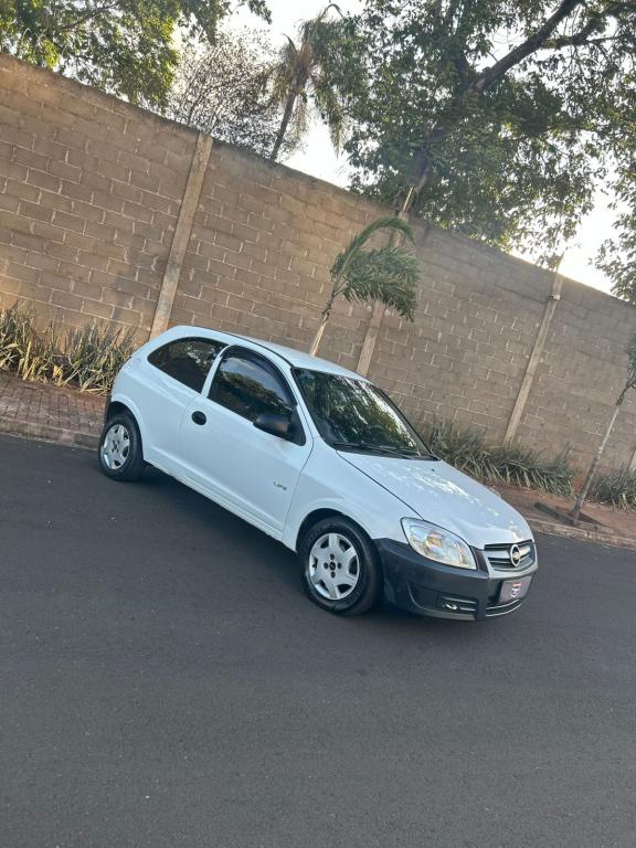 CHEVROLET Celta - Foto