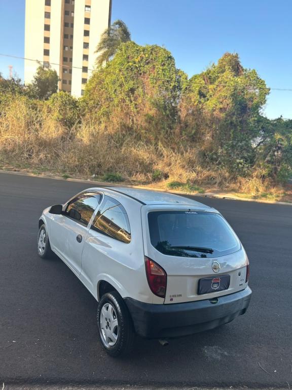 CHEVROLET Celta - Foto