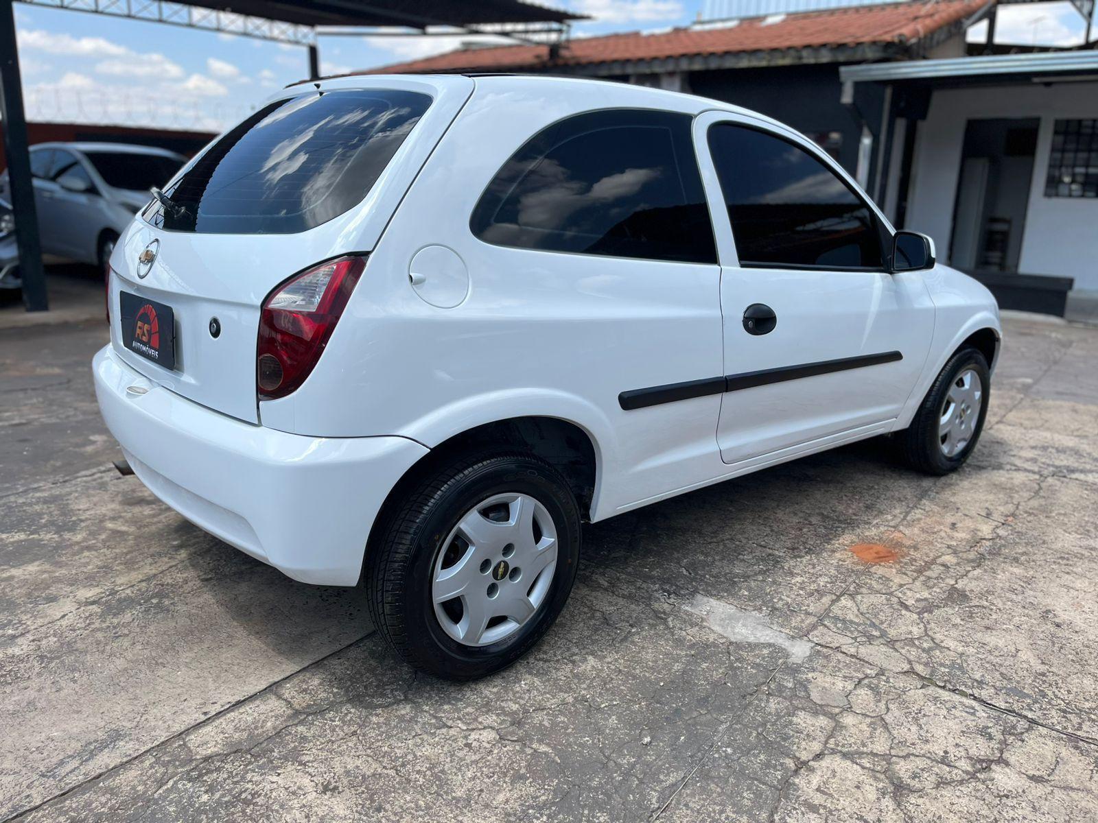 CHEVROLET Celta - Foto