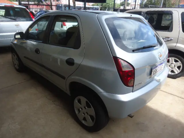 CHEVROLET Celta - Foto