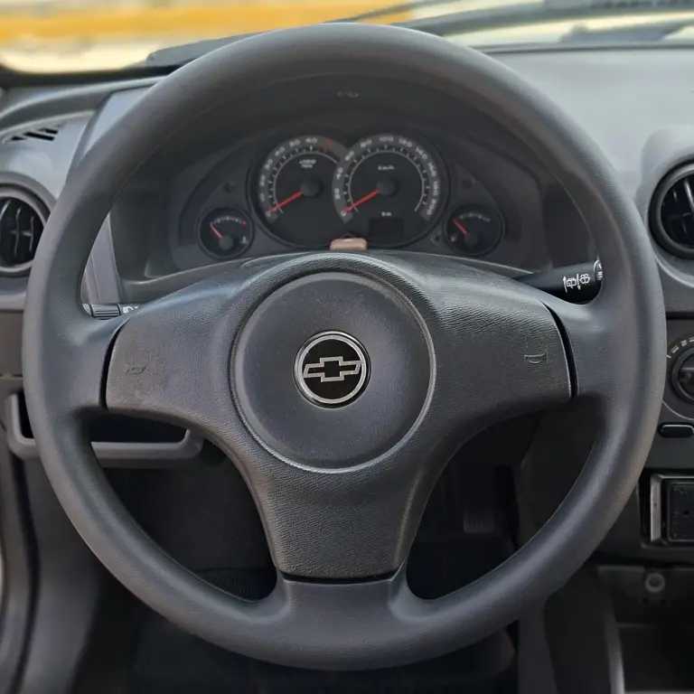 CHEVROLET Celta - Foto