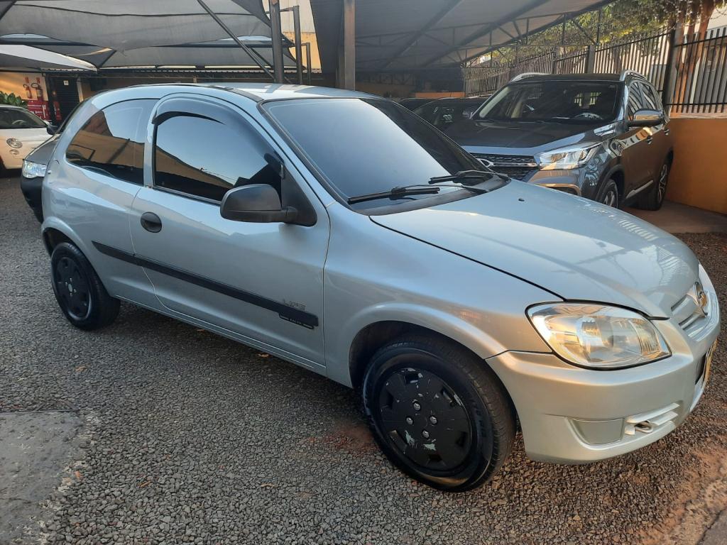 CHEVROLET Celta - Foto