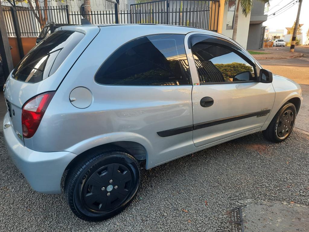 CHEVROLET Celta - Foto