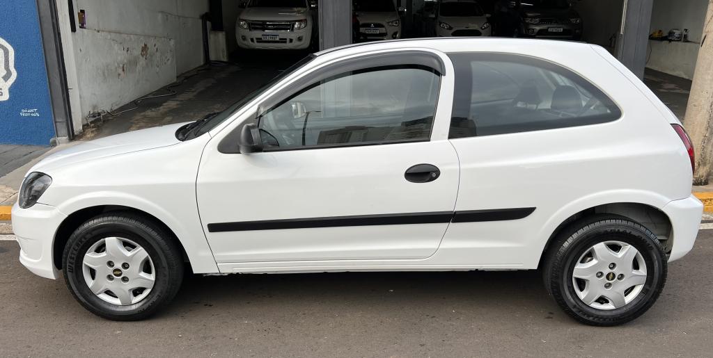 CHEVROLET Celta - Foto