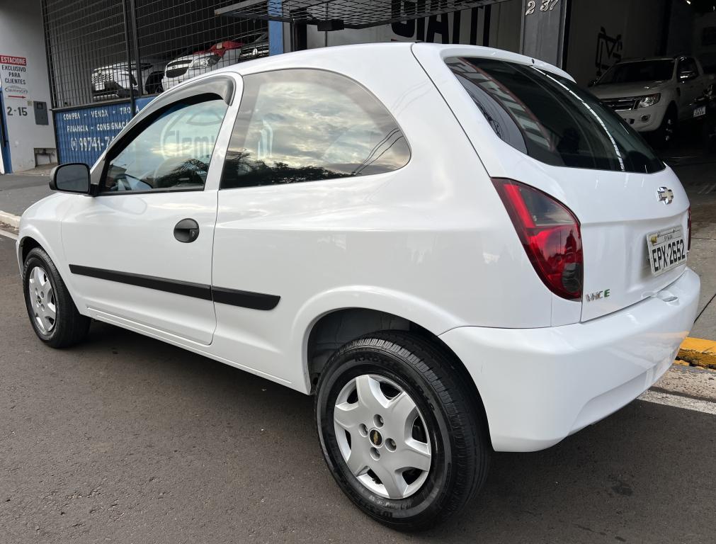 CHEVROLET Celta - Foto