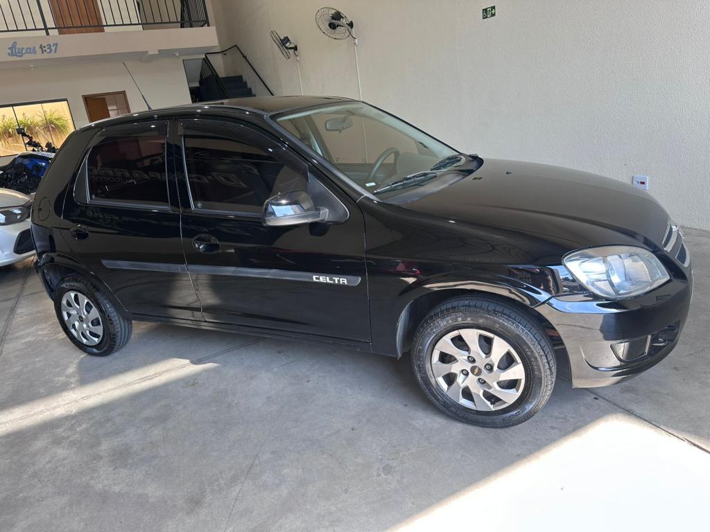 CHEVROLET Celta - Foto