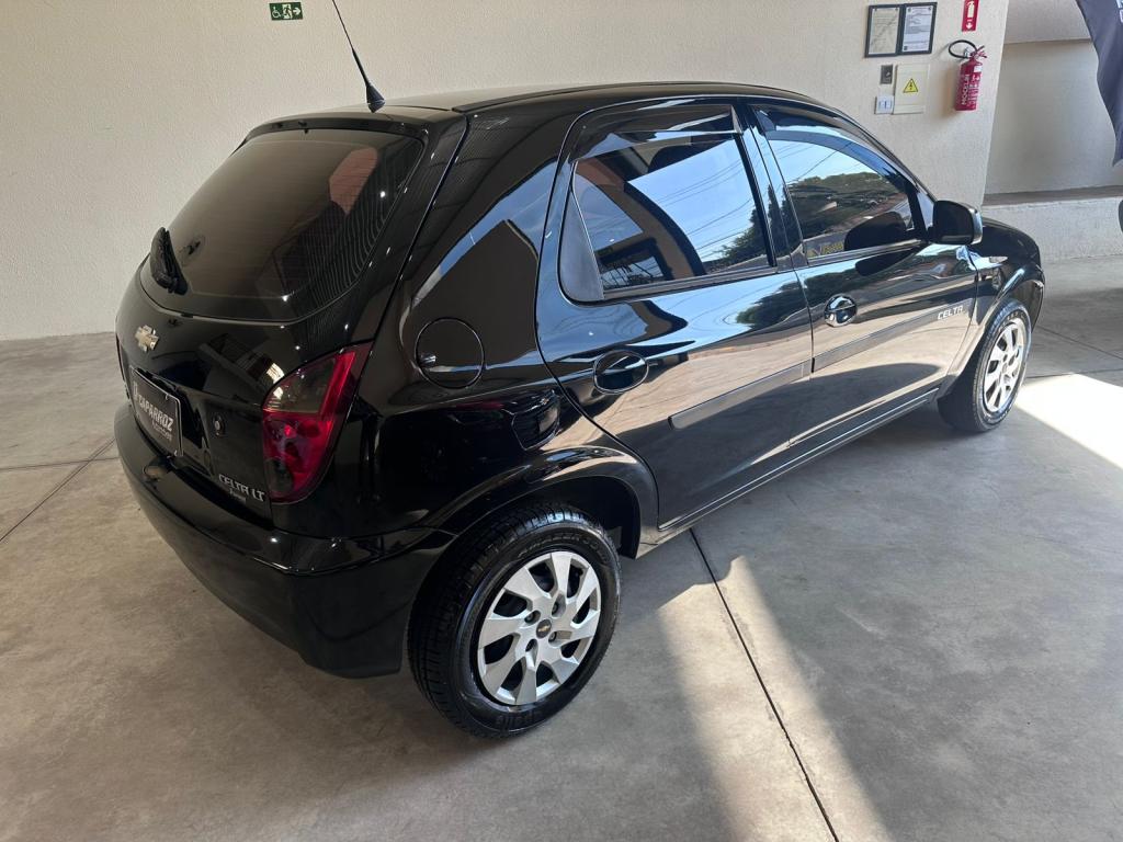 CHEVROLET Celta - Foto