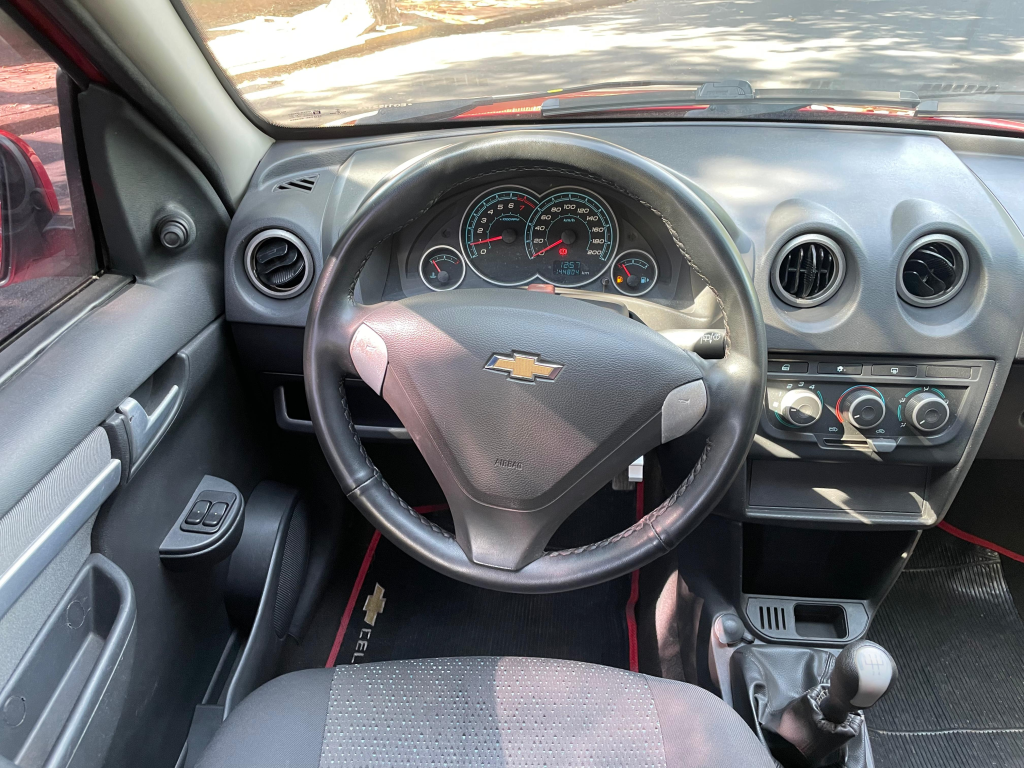 CHEVROLET Celta - Foto