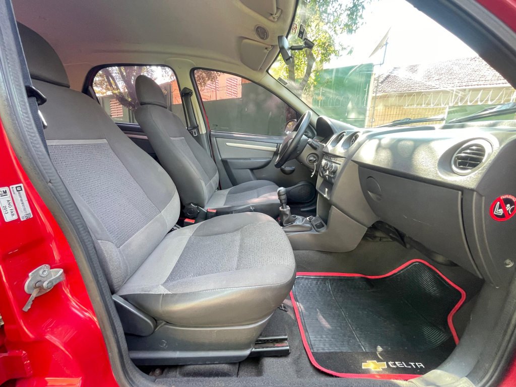 CHEVROLET Celta - Foto