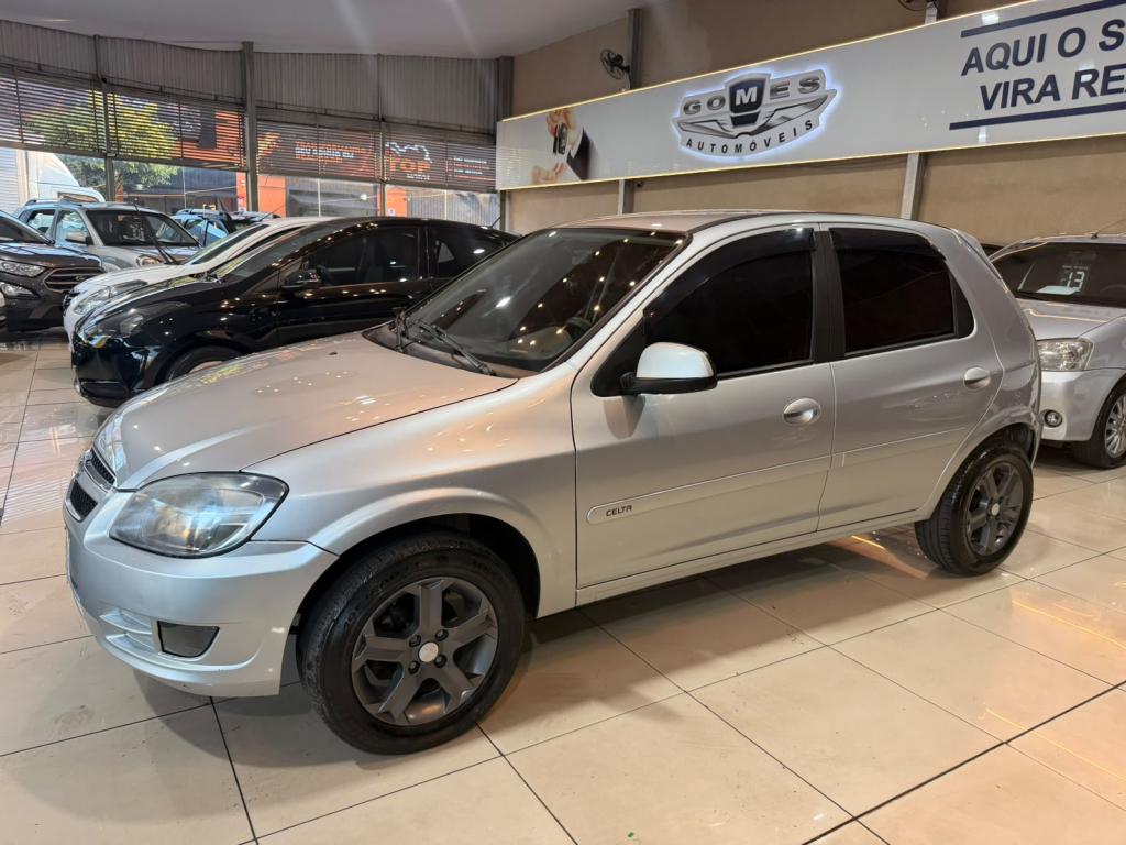 CHEVROLET Celta - Foto