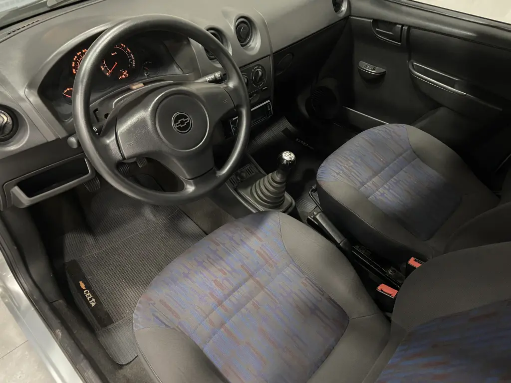 CHEVROLET Celta - Foto