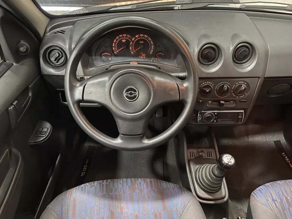 CHEVROLET Celta - Foto