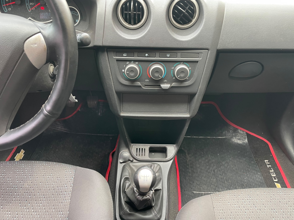 CHEVROLET Celta - Foto