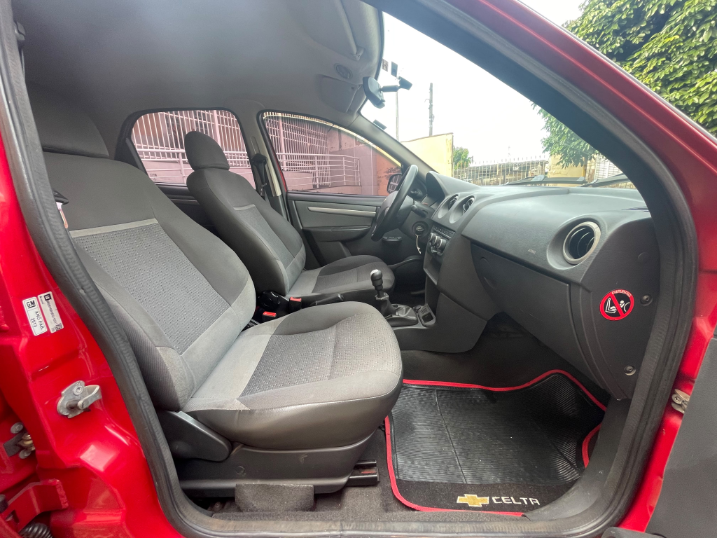 CHEVROLET Celta - Foto