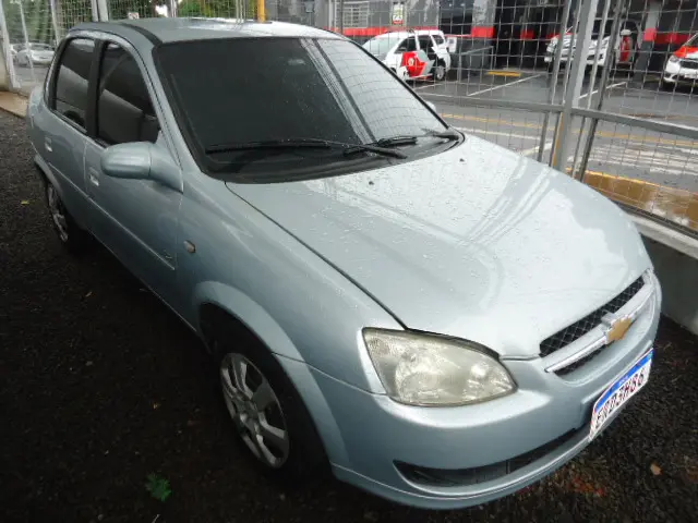 CHEVROLET Classic Sedan - Foto