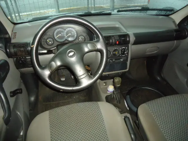 CHEVROLET Classic Sedan - Foto