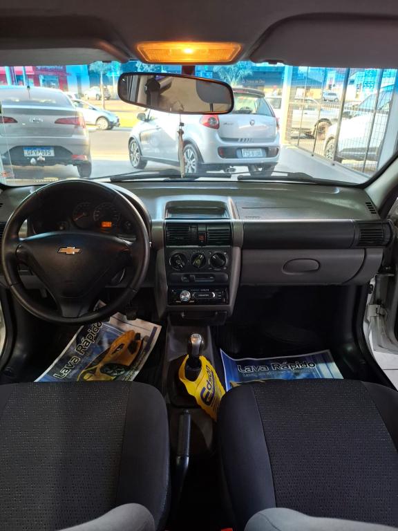 CHEVROLET Classic Sedan - Foto