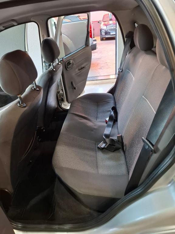 CHEVROLET Classic Sedan - Foto