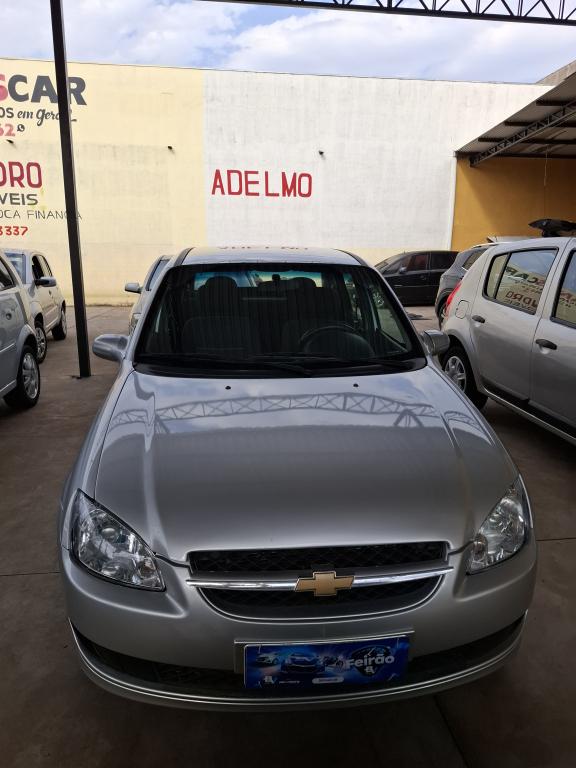 CHEVROLET Classic Sedan - Foto