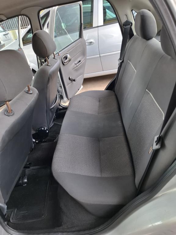 CHEVROLET Classic Sedan - Foto