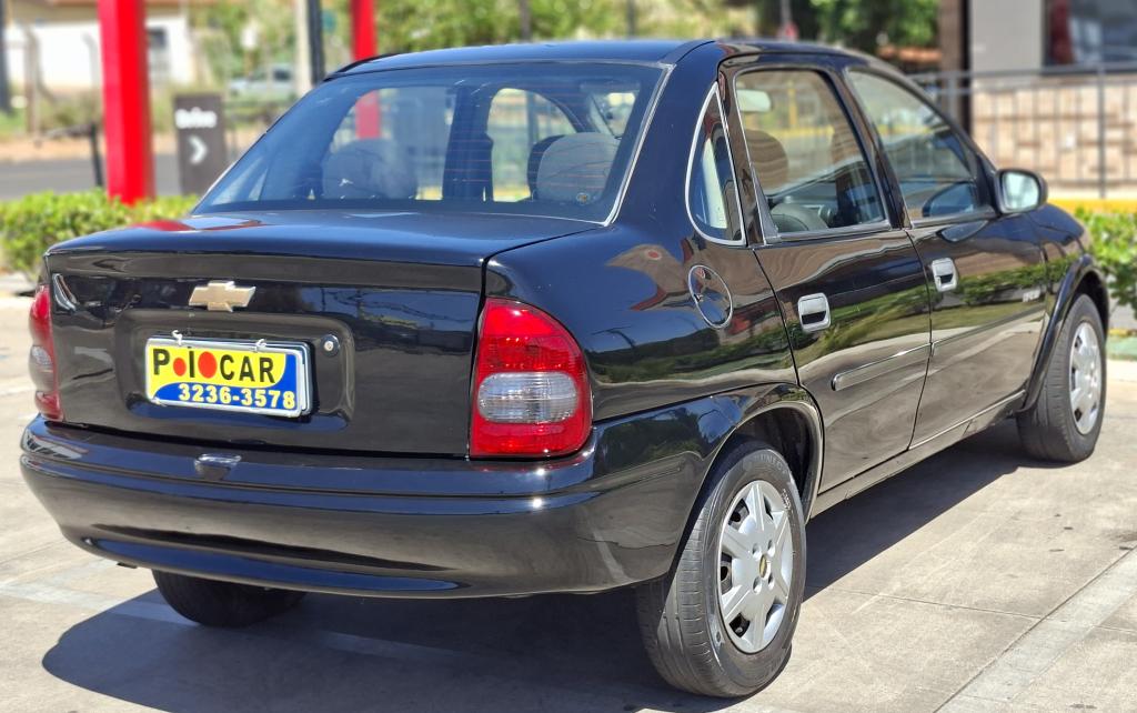 CHEVROLET Classic Sedan - Foto