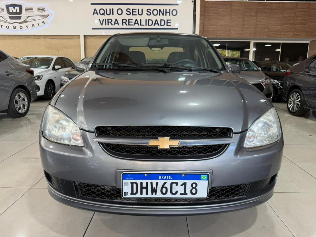 CHEVROLET Classic Sedan - Foto