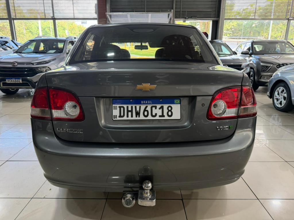 CHEVROLET Classic Sedan - Foto