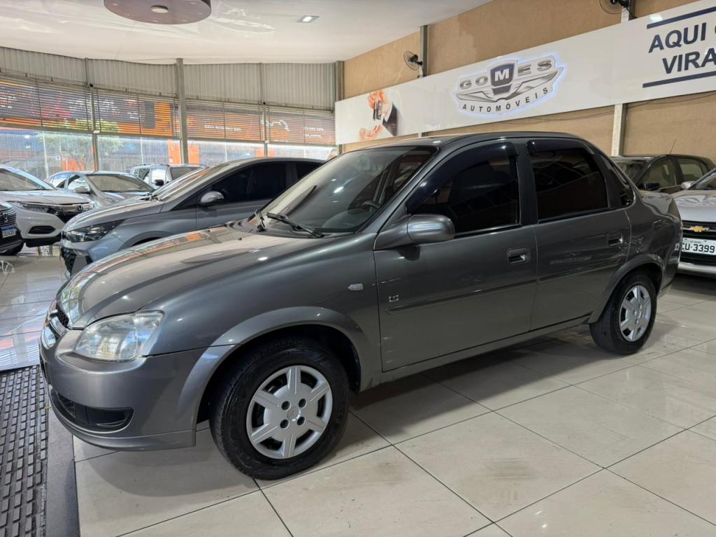 CHEVROLET Classic Sedan - Foto