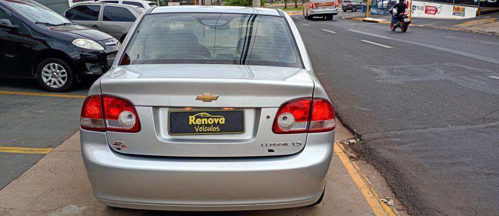 CHEVROLET Classic Sedan - Foto