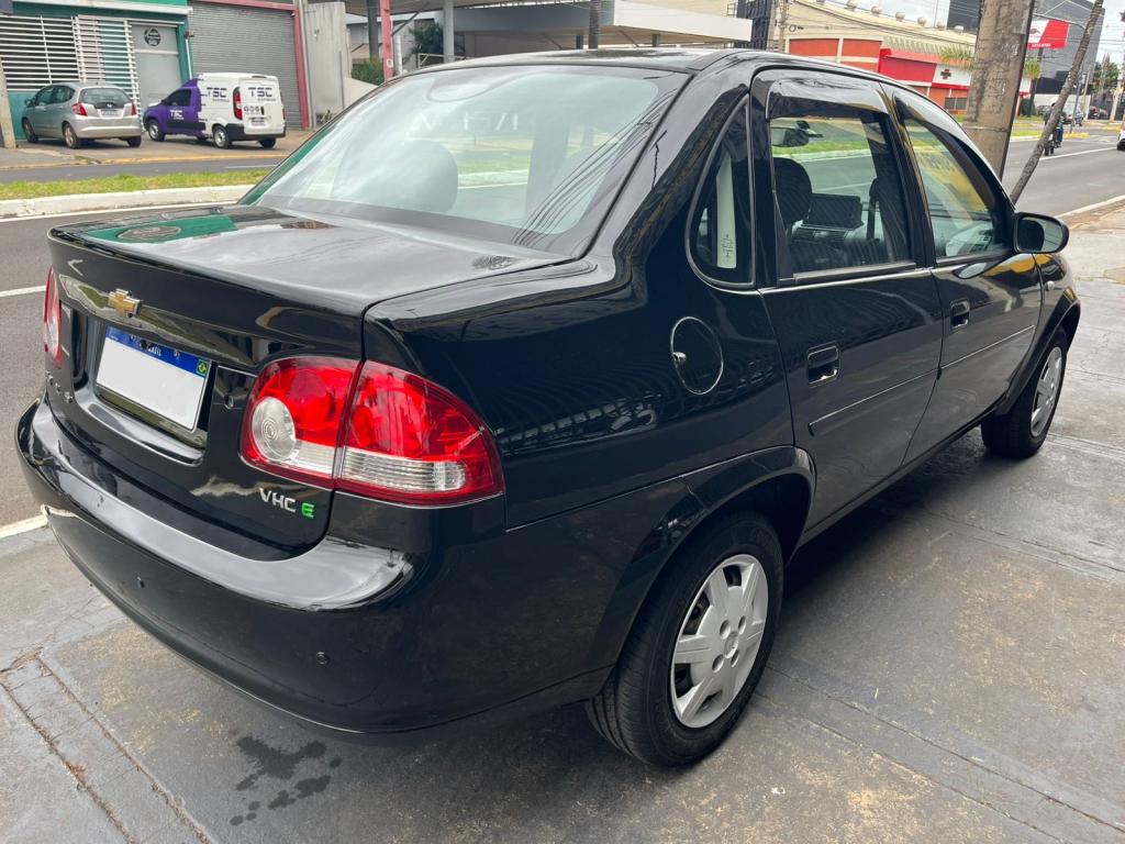 CHEVROLET Classic Sedan - Foto