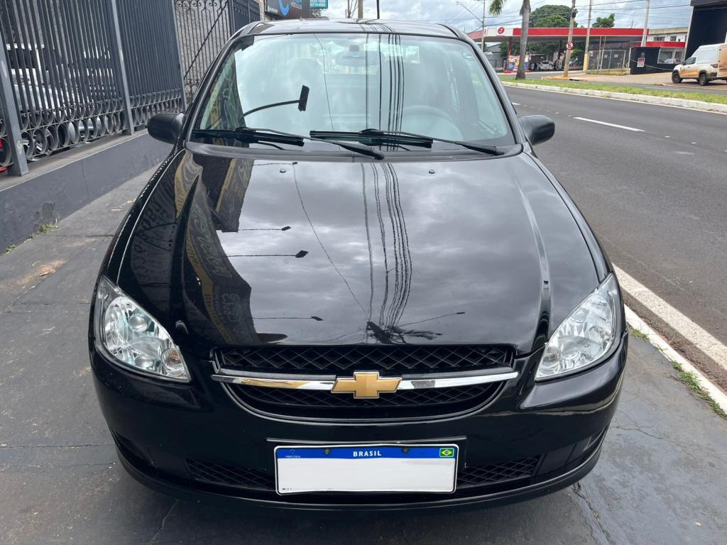 CHEVROLET Classic Sedan - Foto