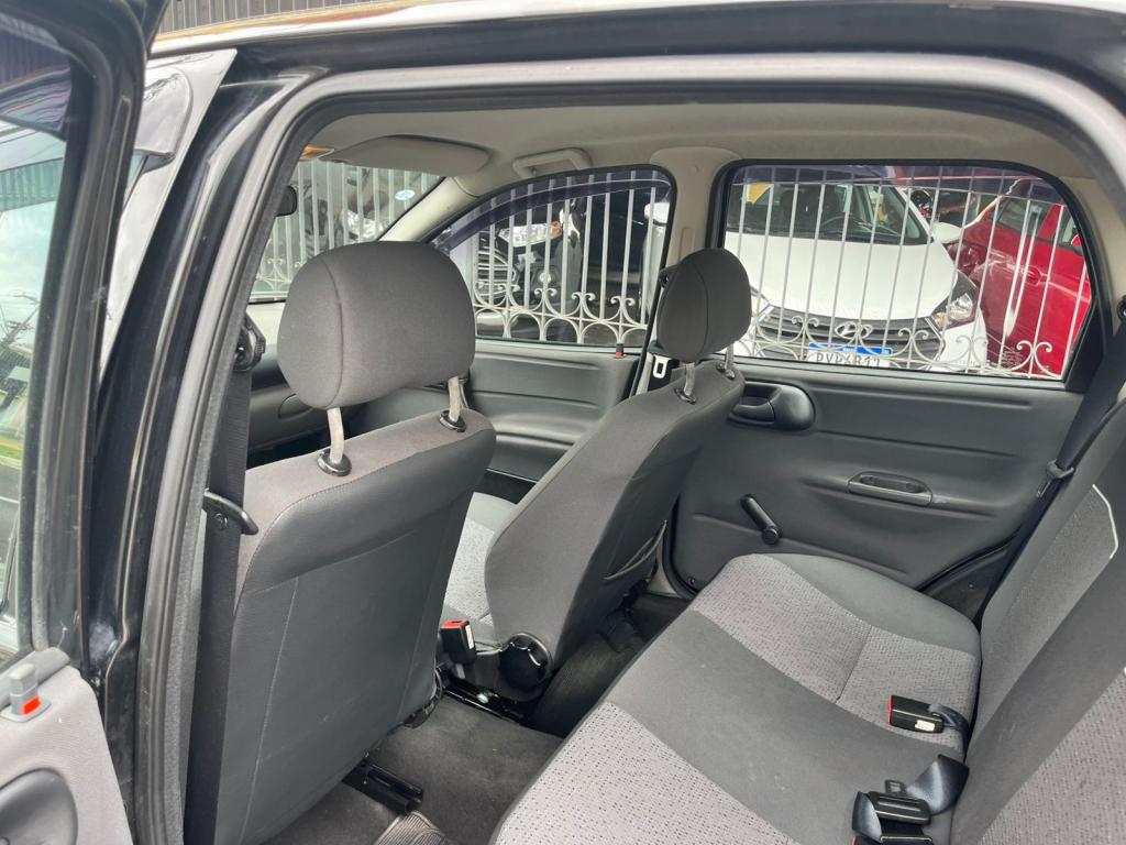 CHEVROLET Classic Sedan - Foto