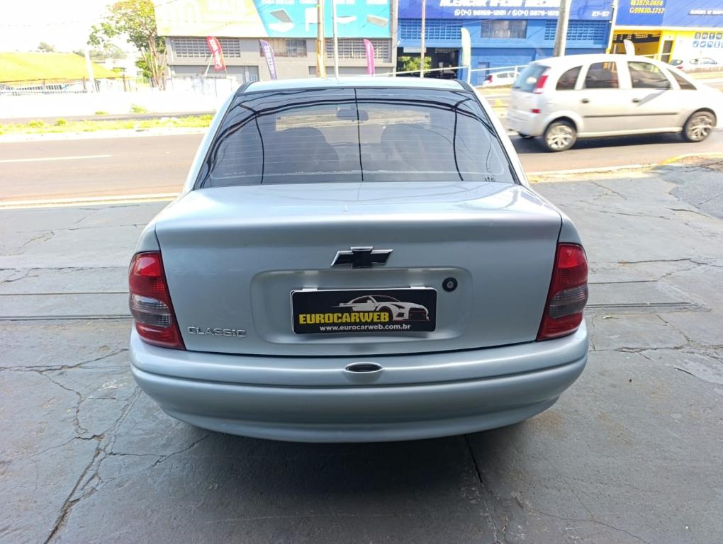 CHEVROLET Classic Sedan - Foto