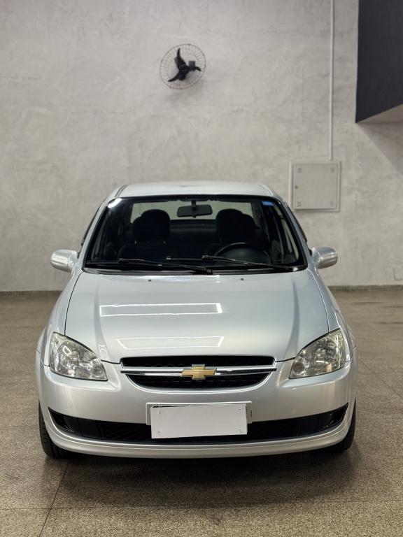 CHEVROLET Classic Sedan - Foto