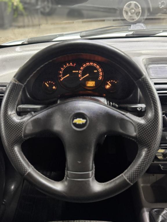 CHEVROLET Classic Sedan - Foto