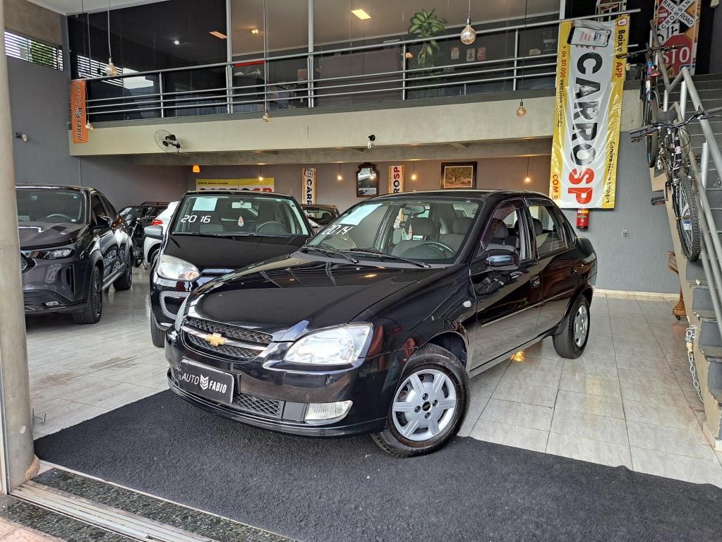 CHEVROLET Classic Sedan - Foto