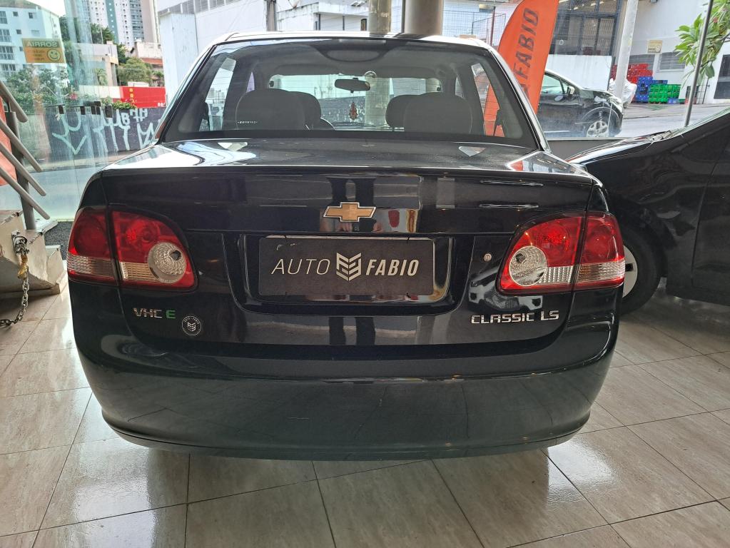 CHEVROLET Classic Sedan - Foto